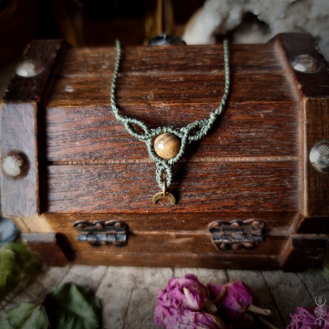 Collection Femina, Talisman Triquetra