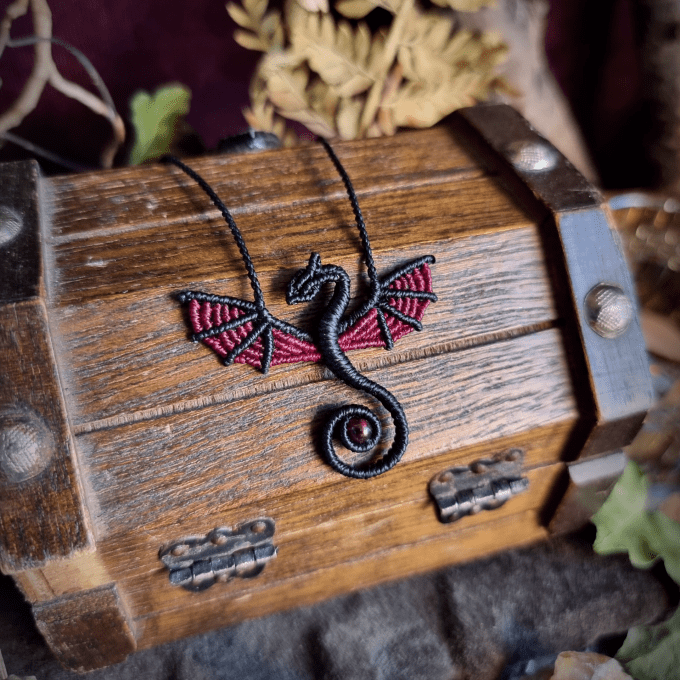 Talisman dragon "Rosa"