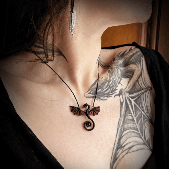 Talisman dragon "Rosa"